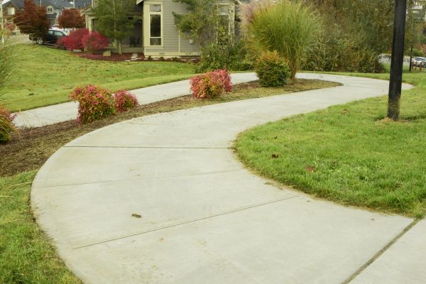 Concrete Sidewalk Replacement in Beaumont